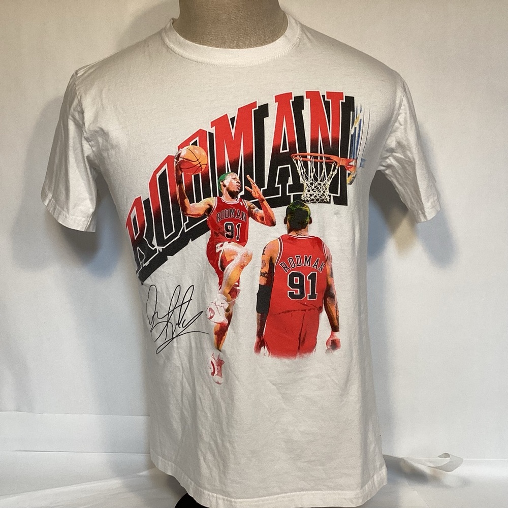 Dennis Rodman Chicago Bulls #91 T-shirt size medium vintage made in USA